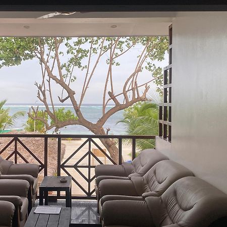 Hotel Elysian Hideaway à Maafushi Extérieur photo